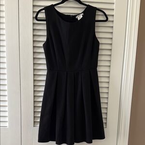 ✨ Esley Black Fit & Flare Dress Size Small — Sleeveless A-Line Cocktail ✨